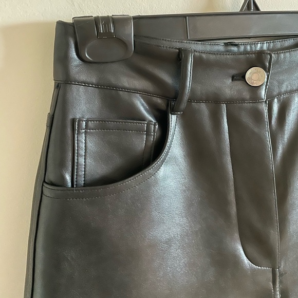 Aritzia Wilfred Oracle Pant Vegan leather balloon-leg pants Size 2 - Picture 5 of 13